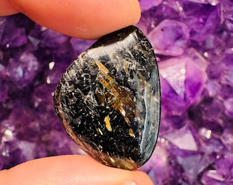 Nuummite "Sorcerer's Stone" - Tumbled - Large - 1 Stone (Greenland)