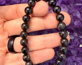 Greenland Nuummite "Sorcerer's Stone" - Bracelet - 8mm