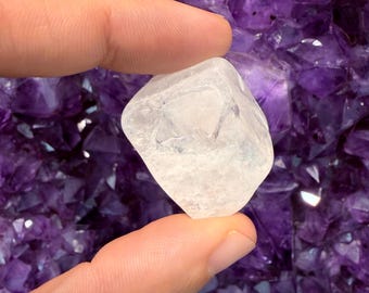 Clear Petalite - Tumbled - 1 Stone