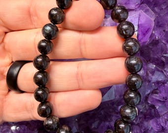 Greenland Nuummite "Sorcerer's Stone" - High Flash - Bracelet #4 - 8mm - Etsy Only