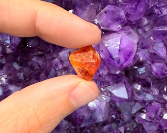 Orange Scheelite - Rough Raw Natural - 1 Stone