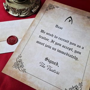 パーソナライズされた裏切り者の手紙、カスタム名の裏切り者の採用レター、素朴なワックスシールの裏切り者のノベルティレター、楽しいパーティーゲームの小道具/ギフト