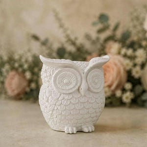 Handmade White Owl Pot, DIY Paintable Desk Organizer, Woodland Decor, Whimsical Owl Ornament, Cottagecore Owl Decor, Paint Your Own Pot