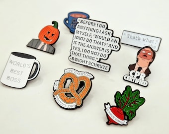 The Office Pins, Dwight Schrute Brosche, Michael Scott Anstecknadel, The Office Accessoires, World&#39;s Best Boss Anstecknadel, That&#39;s What She Said Anstecknadel, CPR Anstecknadel