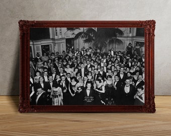 The Shining Photo Print - Overlook Hotel Ballroom Photo - Movie Wall Art - Regalo de Stephen King - Arte de Halloween - Varios tamaños