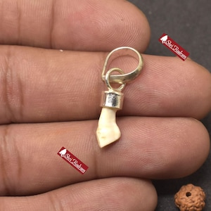 ShriRudram Natural Ketu Mani Stone Locket Pendant in Silver • Reduce and Remove Impact of Planet Ketu • Ketu Mukta Mani Lab Certified D25
