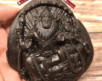 ShriRudram Luxmi Narsimha Murti / Laxmi Narasimha Idol Carved on Sudarshan Shaligram Nepal LMN350