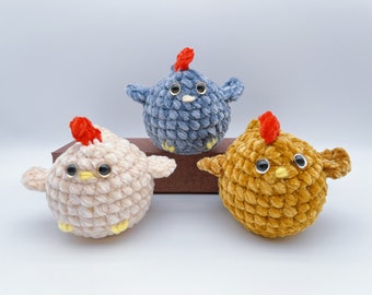 Flying Chicken Plushie Crochet Pattern – Farmhouse Decor (PDF Pattern)
