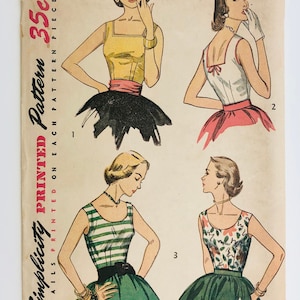 Simplicity 3770 1950&#39;s Vintage Sewing Pattern  Misses Skirt and Blouse  Bust 30&quot; Uncut and factory Folded
