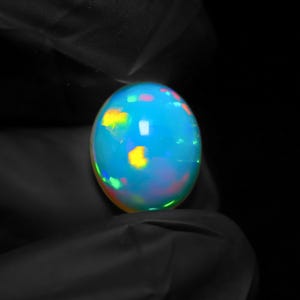 Oval Ethiopian Opal Cabochon, Natural Welo Fire Gemstone (10x12mm, 3.35Ct)