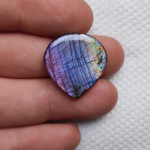 Flashy Labradorite Cabochon, Pear Shape Gemstone (21X22X4MM, 16.40 Cts)