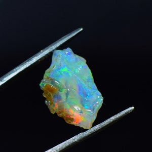 Opal Raw, Natural Ethiopian Opal Raw, AAA Quality Opal Raw, Opal Crystal Raw, Multi Fire Opal Raw, Welo Fire Opal Raw 16X12X10MM 5.90 Cts.