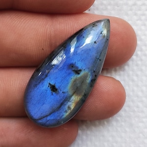 Labradorite Gemstone,Cabochon Labradorite,AAA Quality Labradorite,Loose Gemstone,Natural Gemstone Labradorite,Pear Shape 35X17X7MM 32.00Cts.