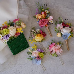 Wildflower boutonniere Jewel tone boutonniere Colorful boutonniere Orange pink wedding flowers Groom Groomsmen Multicolor flower accessories