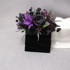 Purple black pocket boutonniere, Purple mauve, Pocket boutonniere, Gothic boutonniere, Halloween wedding, Fall buttonhole, Wedding flowers