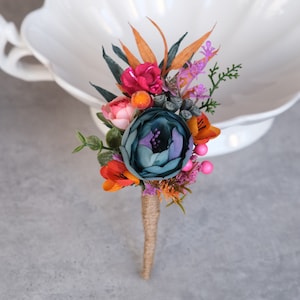 Colorful boutonniere Pink orange wedding flowers Groom Groomsmen Buttonhole Pink wedding Multicolor flower accessories