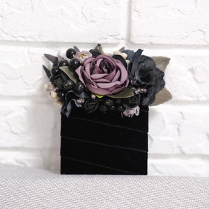 Dusty purple black pocket boutonniere, purple mauve, Gothic boutonniere, Halloween wedding, Fall buttonhole, Wedding flowers