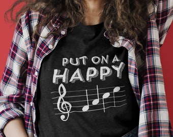 Poner en una cara feliz camisa de música / camisa de banda / regalos de música / músico camiseta / camisa de guitarra / camisa de profesor de música / camisa de músico divertido
