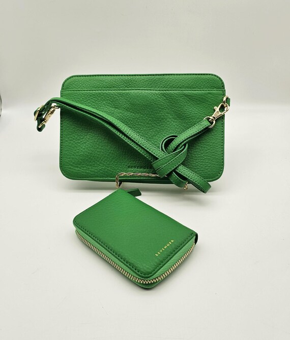 Levenger Leather Emerald Green Cross Body Bag Swift Notes Folio Retired Color Soft Leather Great Gift Convertible Strap Etsy