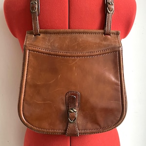 Vintage 1970s Brown Tan Leather Original Delfino designer Italy Italian  Shoulder Bag