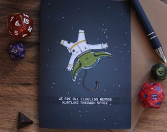 Goblin im Weltall Grußkarte - 'We are all synthetisches Herz rasen durch das Weltall' Passend als Geburtstagskarte, Valentinstagskarte oder mehr.
