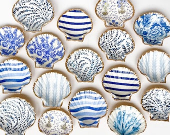 LARGE SCALLOP Decoupage Trinket/Ring Dish