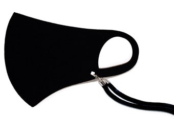 luxe black 3D mask with sporty black cord
