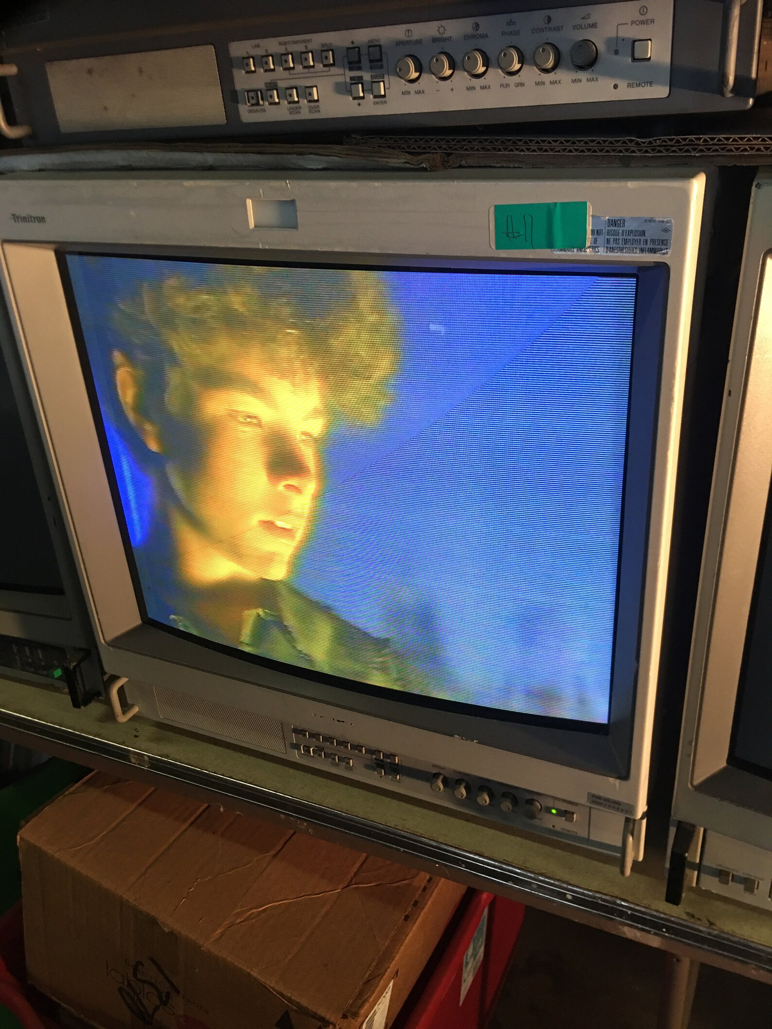 Sony 20 Pvm20L2md Video Monitor CRT RGB Retro Gaming Etsy