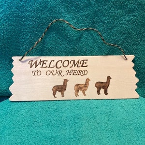 Llama Wood burned Welcome Sign, Llama Farm Sign, Llama Wood burned Porch Sign, Alpaca Welcome Sign