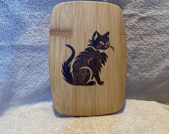 Cat Wood burned Cutting Board, Cat Bamboo Cutting Board, Cat Serving Board, Cat Small Cheese Board, Cat Kitchen Decor
