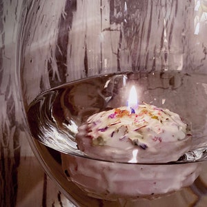 Leviathan&#39;s Floating Candle