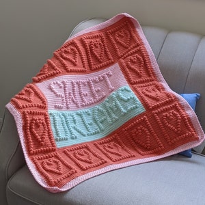 Unique hearts crochet blanket pattern | Crochet heart baby blanket with words | Hand-knit baby blanket pattern with graph