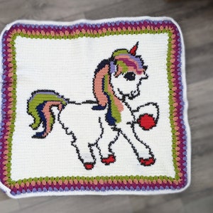 Crochet Unicorn Baby Blanket Pattern | Unicorn Graph Pattern for a baby blanket | hand knit baby blanket