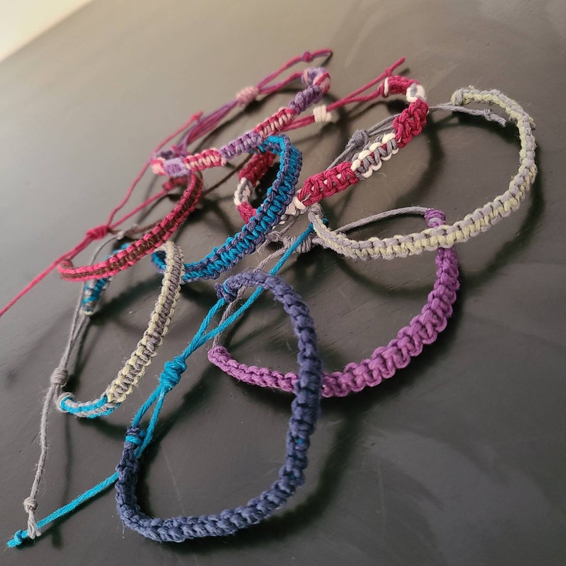 Customizable adjustable hemp cord bracelets