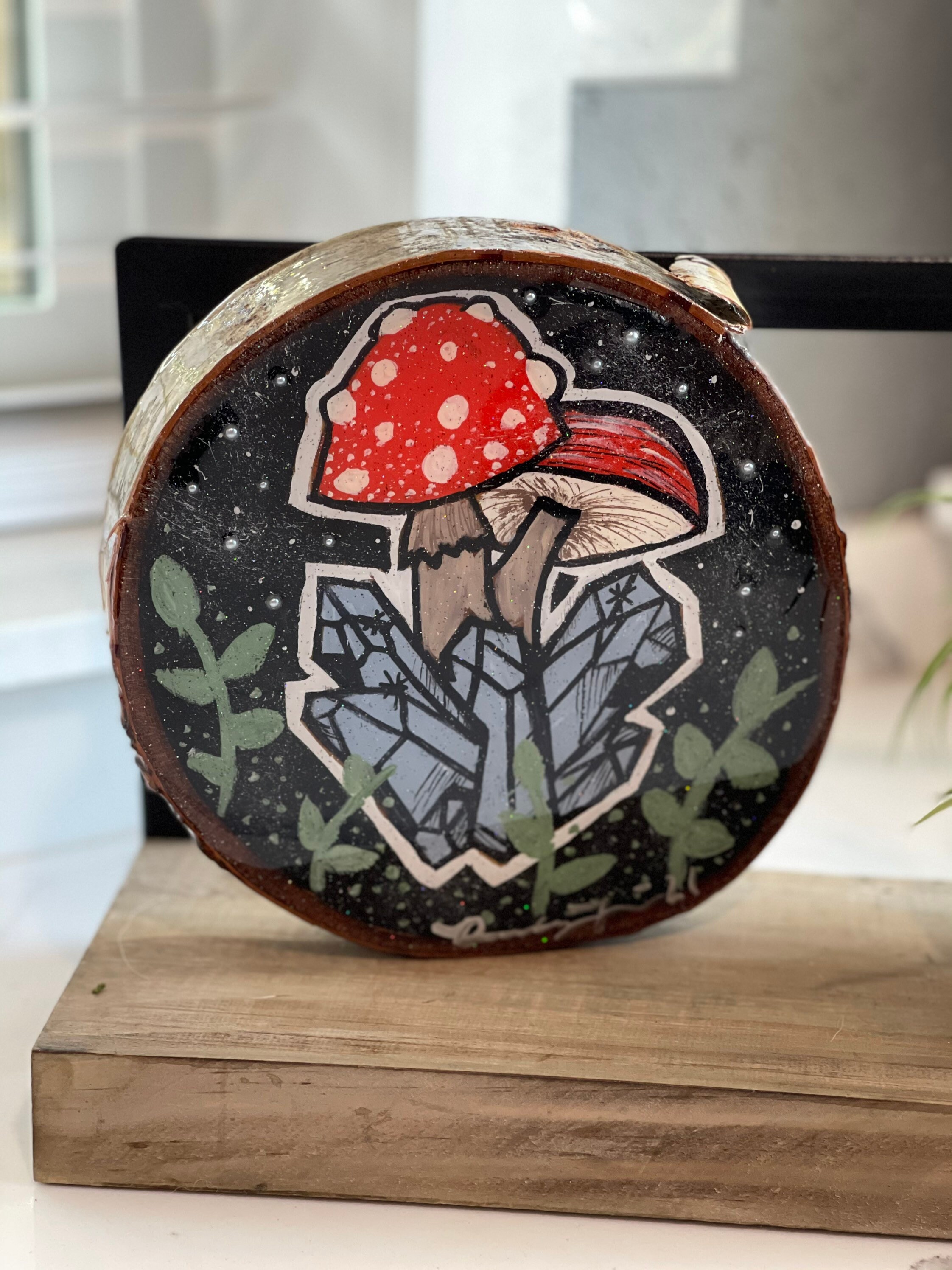Crystal Mushroom Wood Round Painting — Raising Wolvez