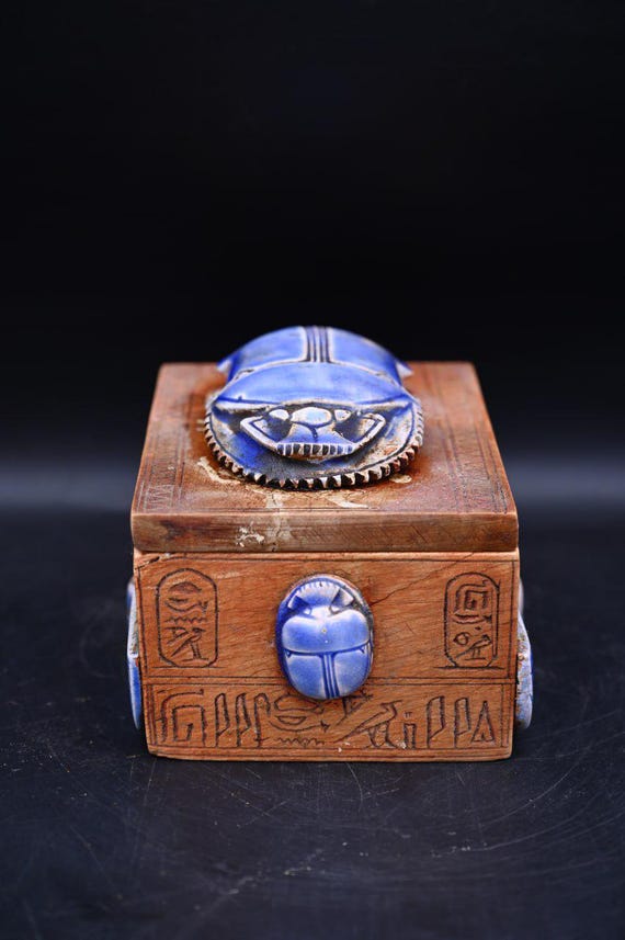 エジプトのスカラベ箱：古代遺物のレプリカ、神話の装飾 - Etsy 日本