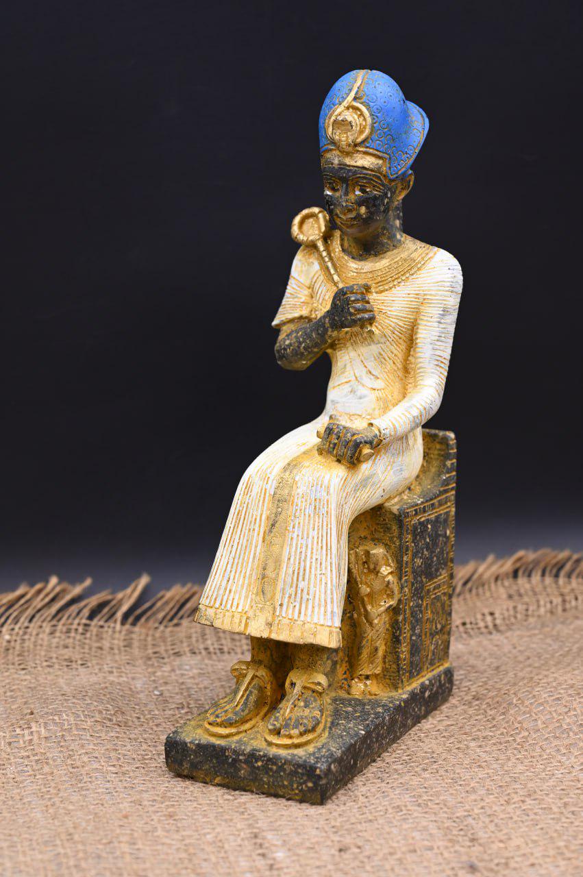 古代エジプト　ファラオの王子像　箱付き　S15-2 ラムセス2世の像：エジプトのファラオのレプリカ - Etsy 日本