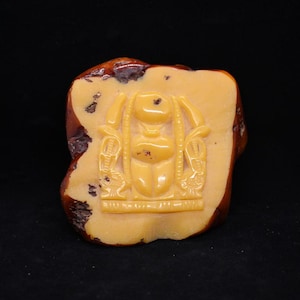 Unique Handcrafted Amber Scarab piece Sculpture amber Museum Replica 13cm Handcrafted made in Egypt