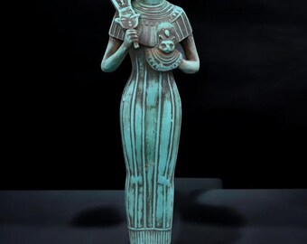 手作りのエジプトの女神バステト像：古代神話の祭壇装飾 - Etsy 日本