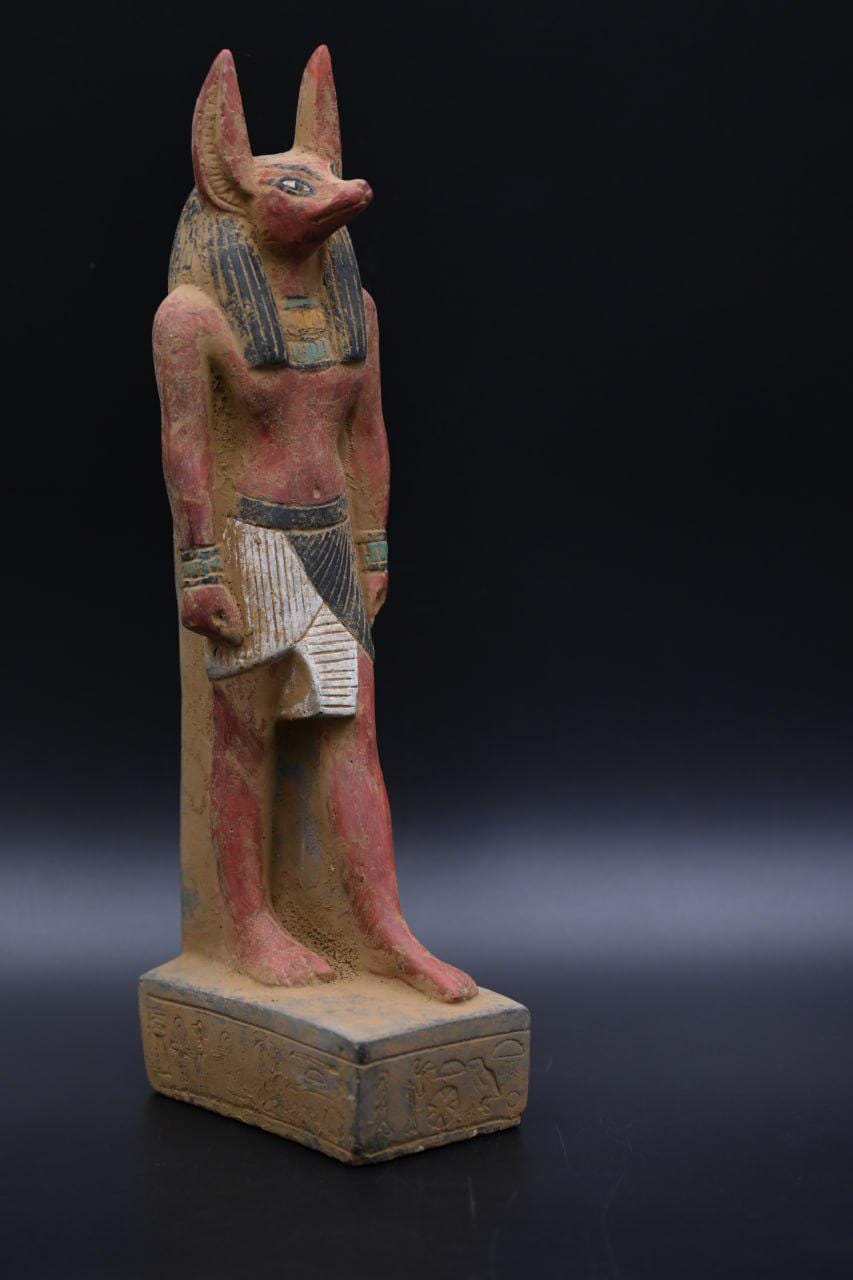 古代エジプトの遺物 アヌビス像 紀元前 ファラオ時代の希少な