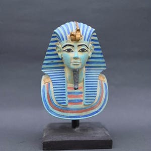 Pretty Tutankhamun Mask ancient Egyptian king of Egypt the golden pharaoh sculpture Egyptian kings statues Handcrafted made in Egypt