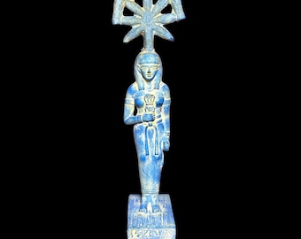 Statuetta della dea Seshat: replica della mitologia egizia