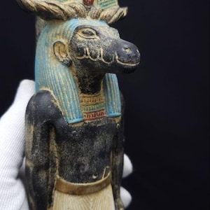 クヌム像：エジプトの雄羊神のレプリカ、古代の装飾 - Etsy 日本