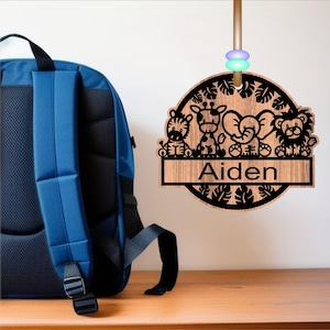 Conception mignonne d'étiquette de sac de safari. porte-clés NUMÉRIQUE SVG design personnalisé. Modèles gravés découpés au laser, téléchargement immédiat du fichier vectoriel
