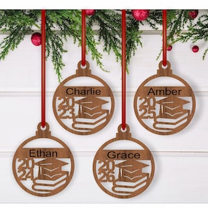 Abschlussfeier Weihnachtsschmuck, 4 Jahre Designs SVG Laserschnitt, sofortiger Download Pdf, Dxf, Ai und Cdr Vorlage.