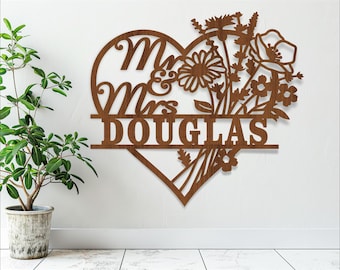 Wildflower Heart Mr & Mrs Name Sign: Laser Cut Wedding Decor (SVG, PDF)