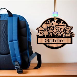 Design bonito de etiqueta de bolsa de fazenda. chaveiro Design personalizado DIGITAL SVG. Modelos gravados com corte a laser, download instantâneo de arquivo vetorial