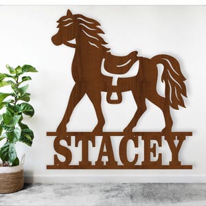 Pferde Name Zeichen SVG Laser geschnitten Vorlage, personalisierte Pferdeliebhaber Wand Kunst Zeichen