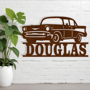 Modelo de placa de nome de design de carro clássico svg cortado a laser, svg, ai, cdr, dxf pdf download instantâneo, placa de parede para amantes de carros 57