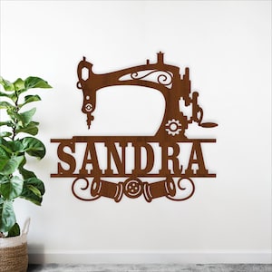 Tabliczka z nazwą maszyny do szycia SVG – spersonalizowany szablon wycinany laserowo (pobranie cyfrowe)